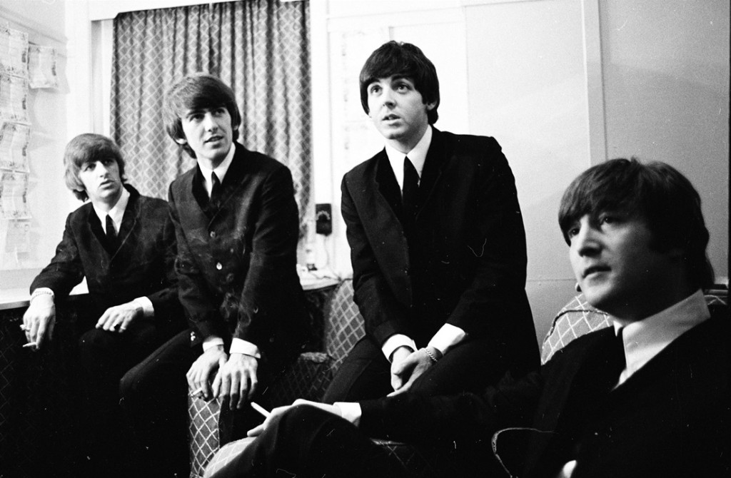 TBEDAWTTY_DH-C296-32_Caption - BACKSTAGE, OPERA HOUSE, BLACKPOOL. 1964 - Copyright APPLE CORPS LIMITED