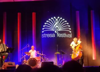 Stresa Festival, grande successo per il trio di Garcia-Fons e la sua Parigi in musica Trio di Garcia-Fons alo Stesa Festival 2026
